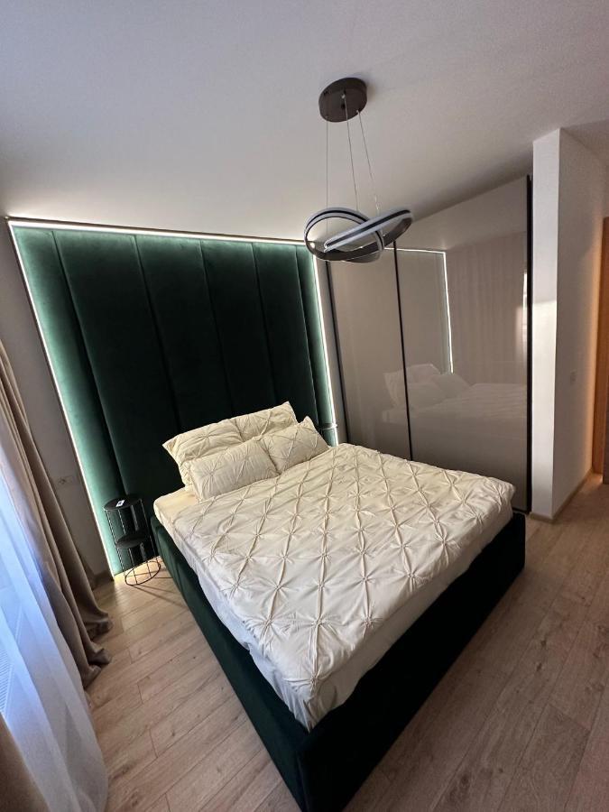 Coresi Luxury Apartments บราชอฟ ภายนอก รูปภาพ